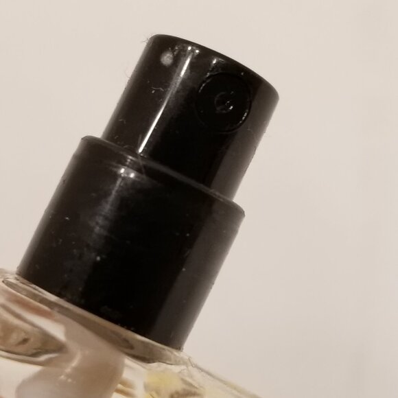 ✅Lancome Tresor Eau de P@rfum .16 oz Mini Spray Bottle Tiny Treasure Made in Fra - Picture 4 of 8